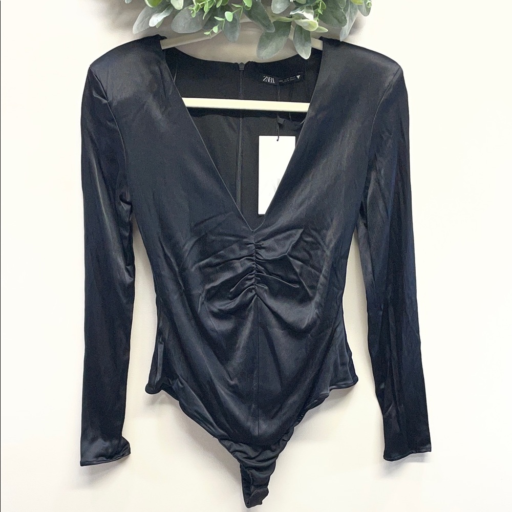 NWT Zara Black Satin Effect Ruched V-neck Long Sleeve Bodysuit Shoulder Pads M